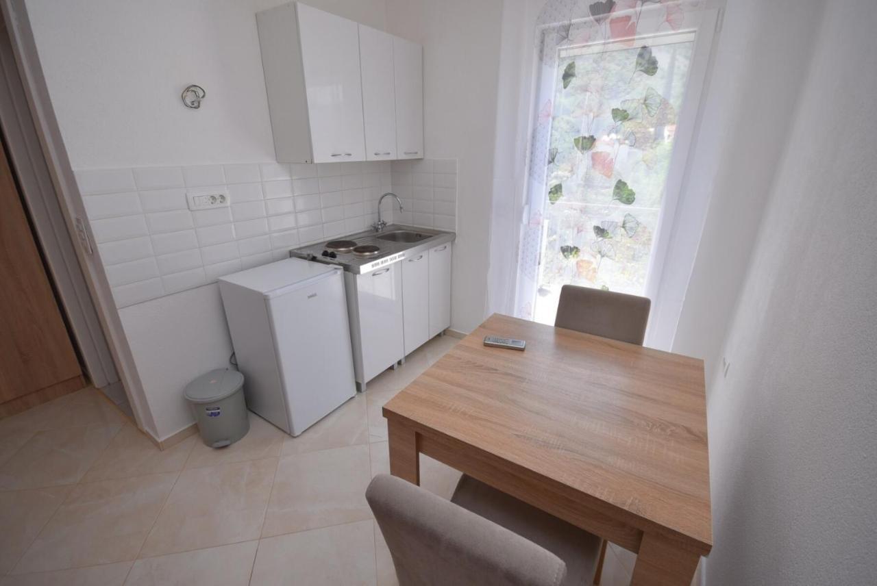 Subotic S Apartmani Risan Exterior foto